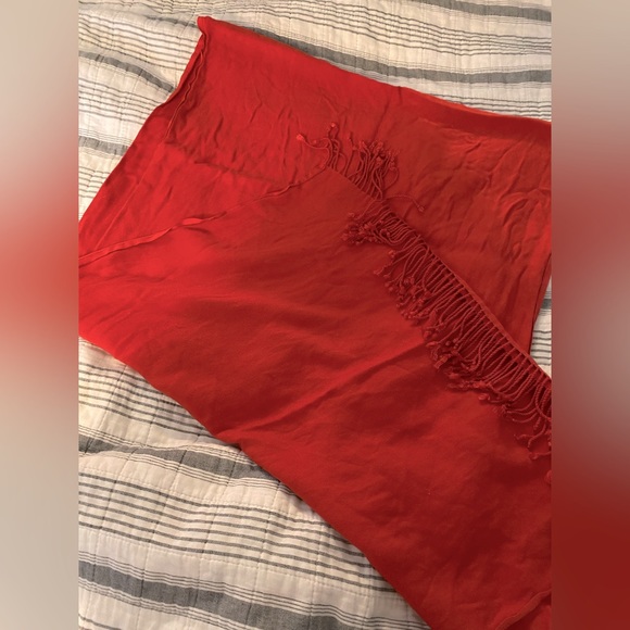 Bundle of two Jones New York Super Soft Scarves - Picture 3 of 3